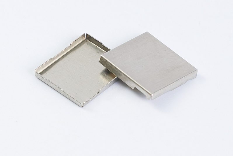 Electromagnetic shielding cover